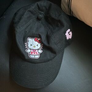 Hello kitty hat